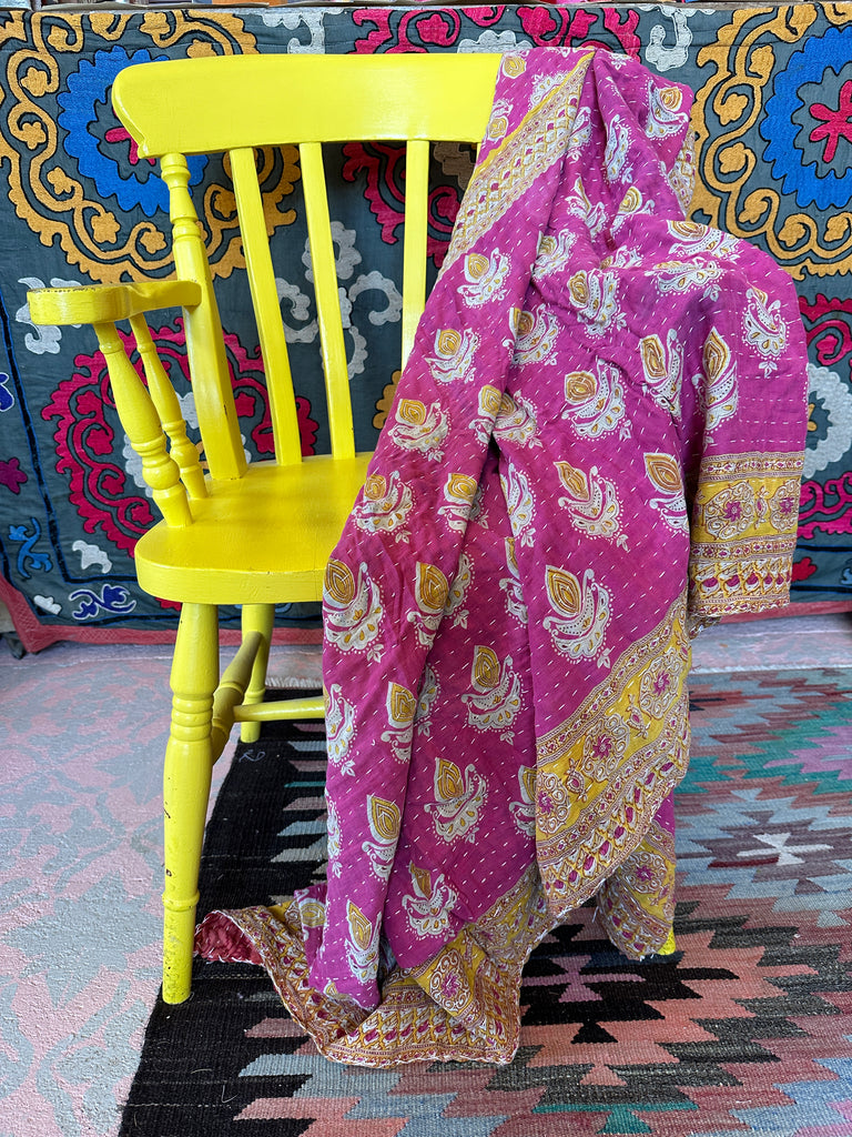 Vintage Kantha Throw punica