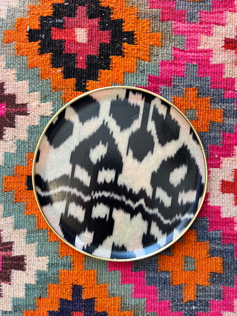 Black & Cream pattern silk ikat fibreglass 30cm tray