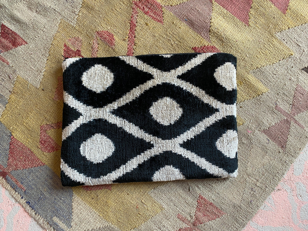 Laptop Case Velvet Ikat
