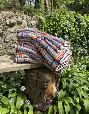 Multi dot hand towel